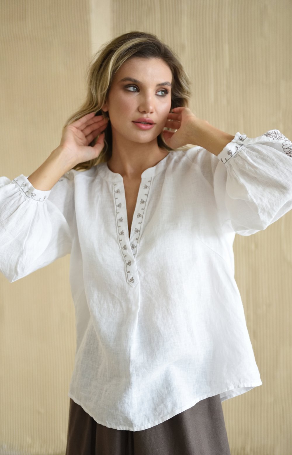 Блузка АЛЕСАНДРО 05173Y белый