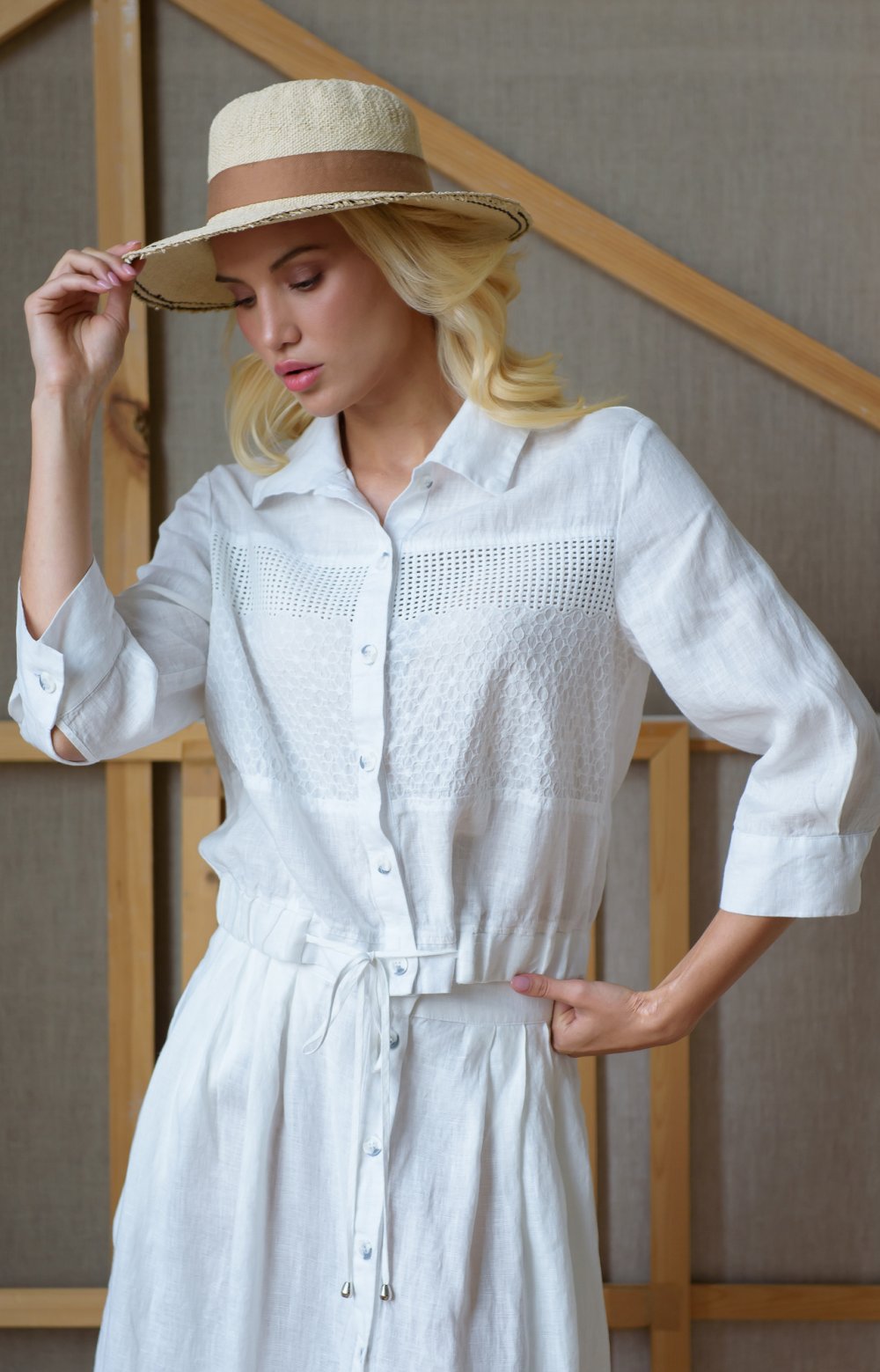 Костюм КСАНДЕР 05569AA белый