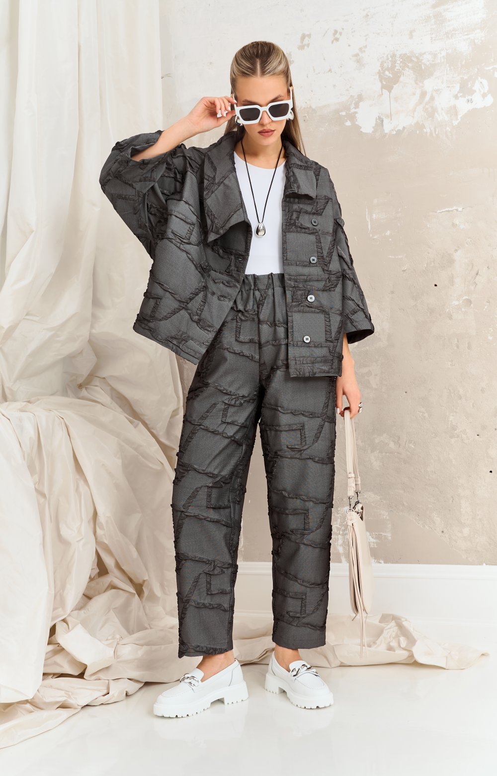 Костюм БЛЭЙК 04465ВВ серый