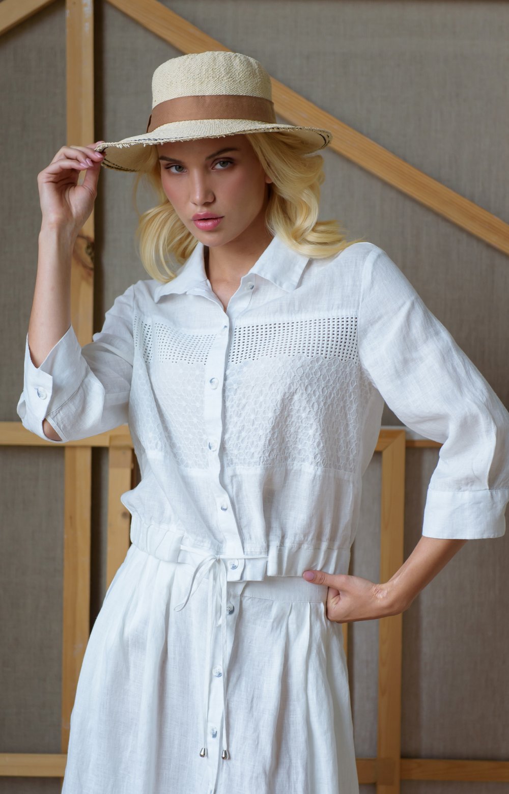 Костюм КСАНДЕР 05569AA белый