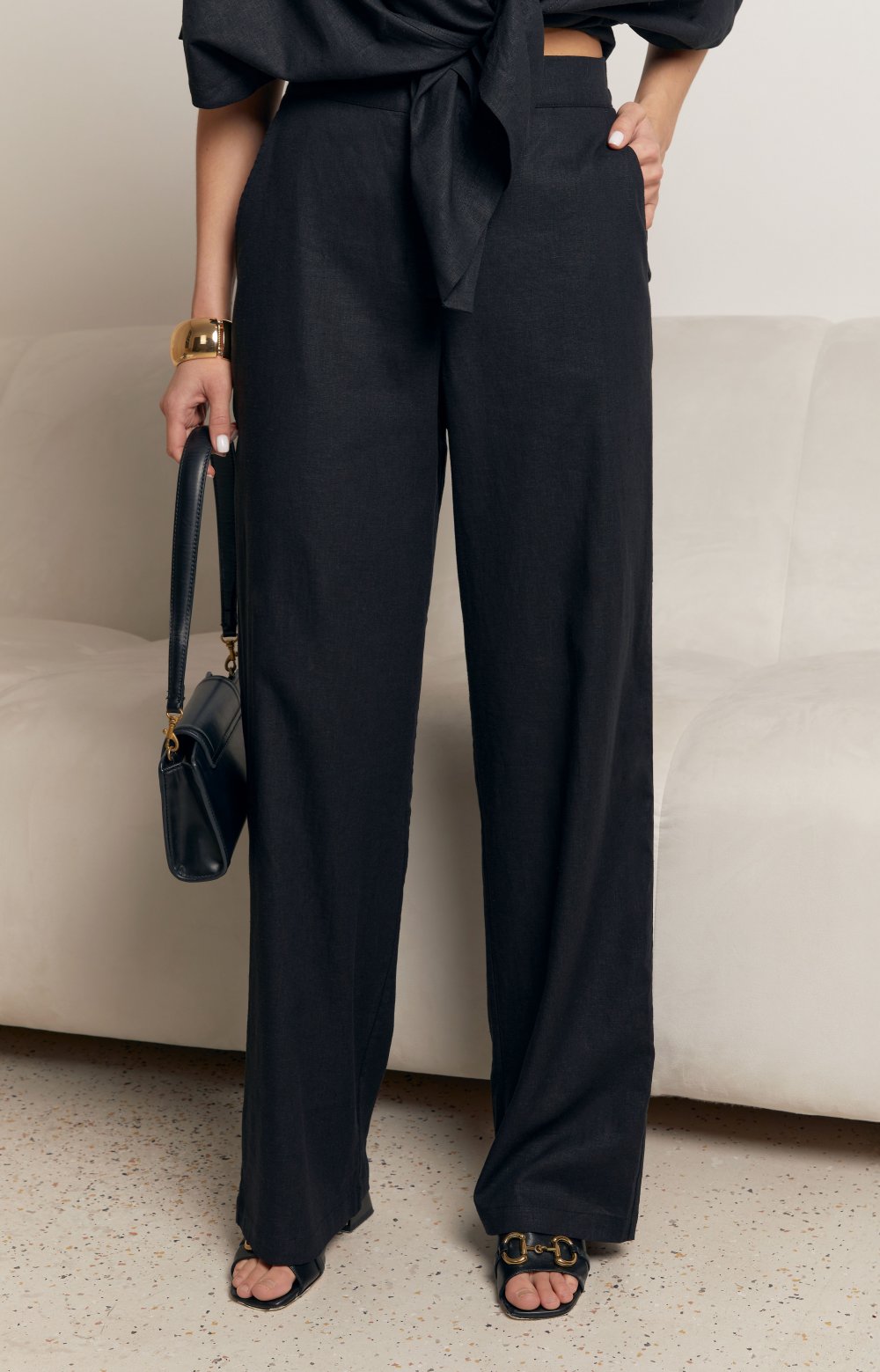 Костюм ЛАЙСАН 05585AA черный