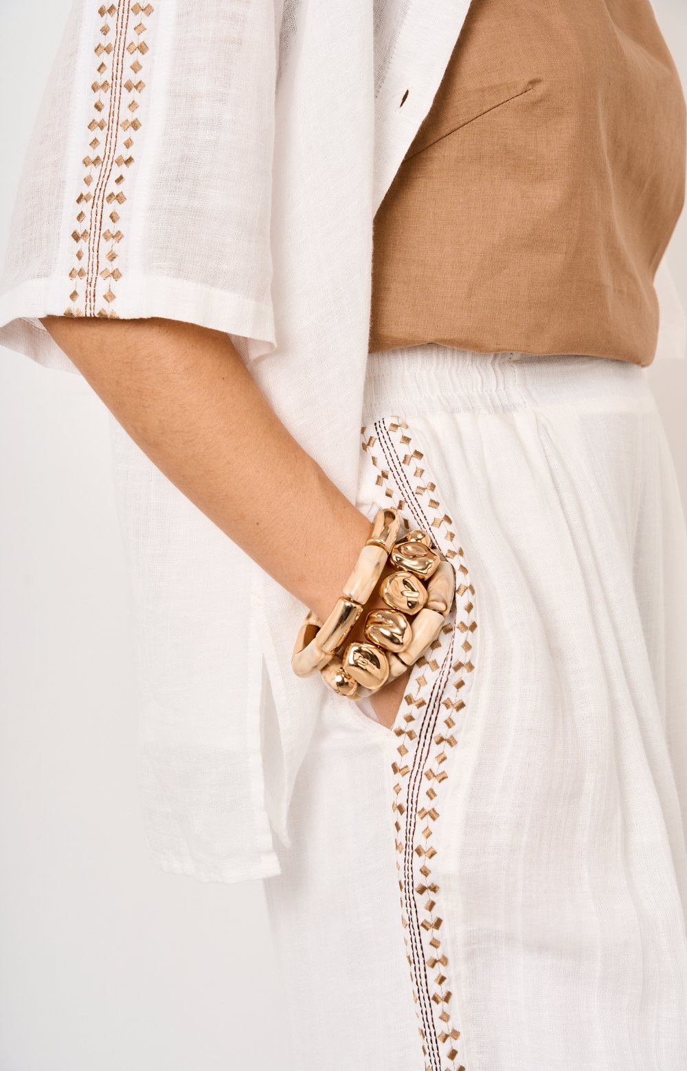 Костюм ШАРМЕЛЬ 09505C коричневый